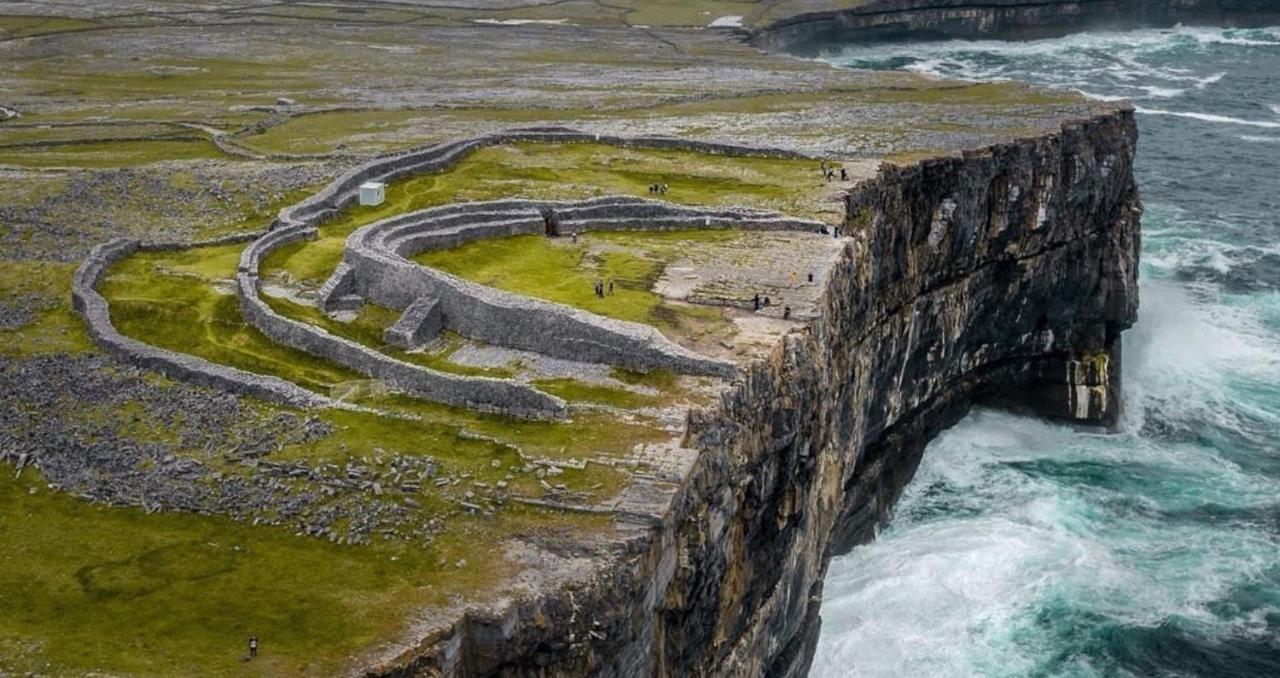 Aran Islands Hotel Kilronan  Exterior foto